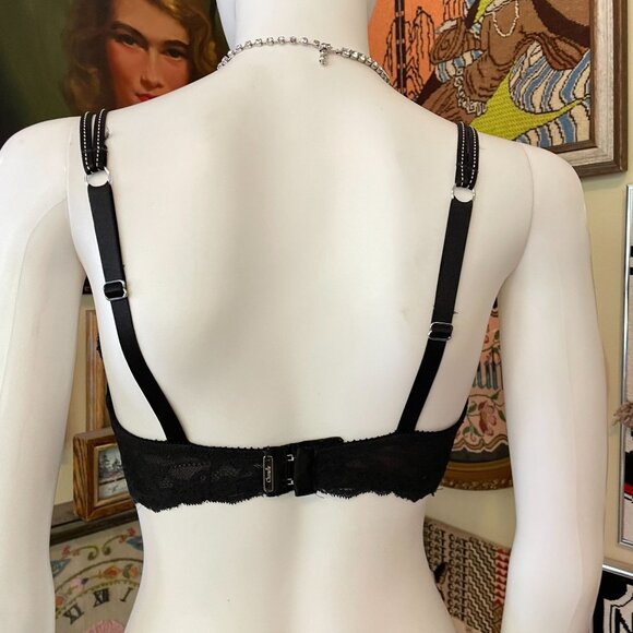 Chantelle Womens Black Lace Underwire Bra Size 32DDD - Picture 4 of 9